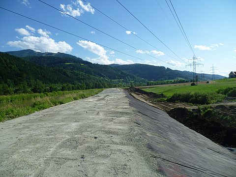 Errichtung verschiedener Regenrückhaltebecken