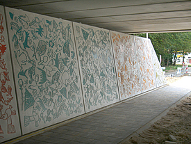 Creative wall design: Fortrac panel with impressive painting