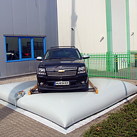 Load capacity test - car on the full storage container